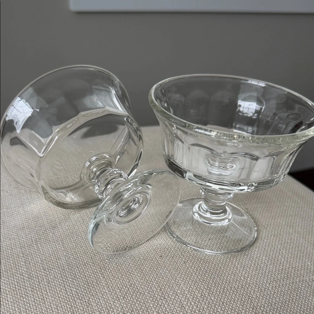 Set of 2 Clear Glass Dessert Coupes